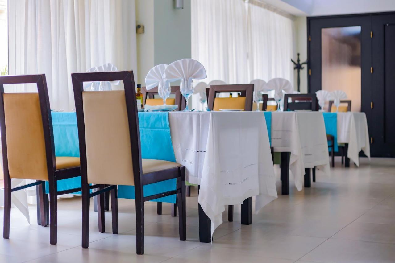 Hotel Continental Luanda Exterior photo